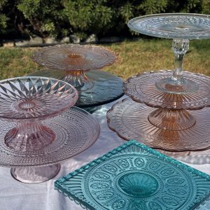Cake Pedestals & Dessert Stands